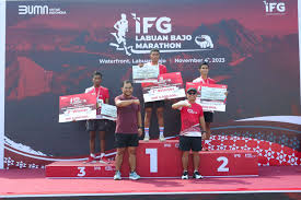 Foto pelari IFG Labuan Bajo Marathon 2023 oleh RRI.co.id