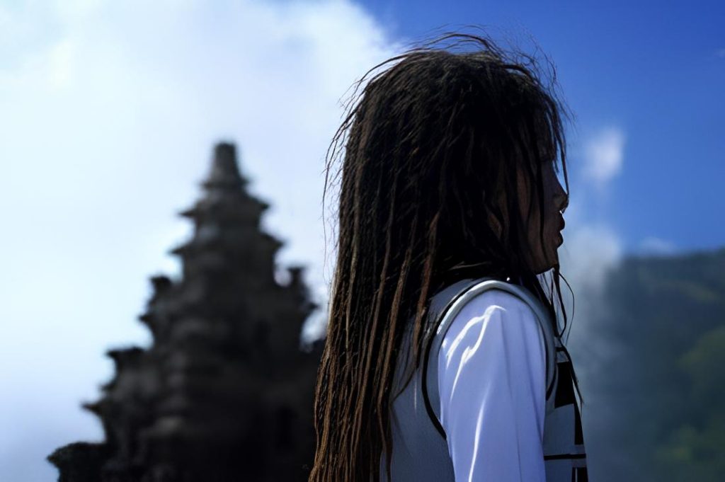 Foto anak dengan rambut gimbal di Dieng Jawa Tengah oleh Phinemo.com