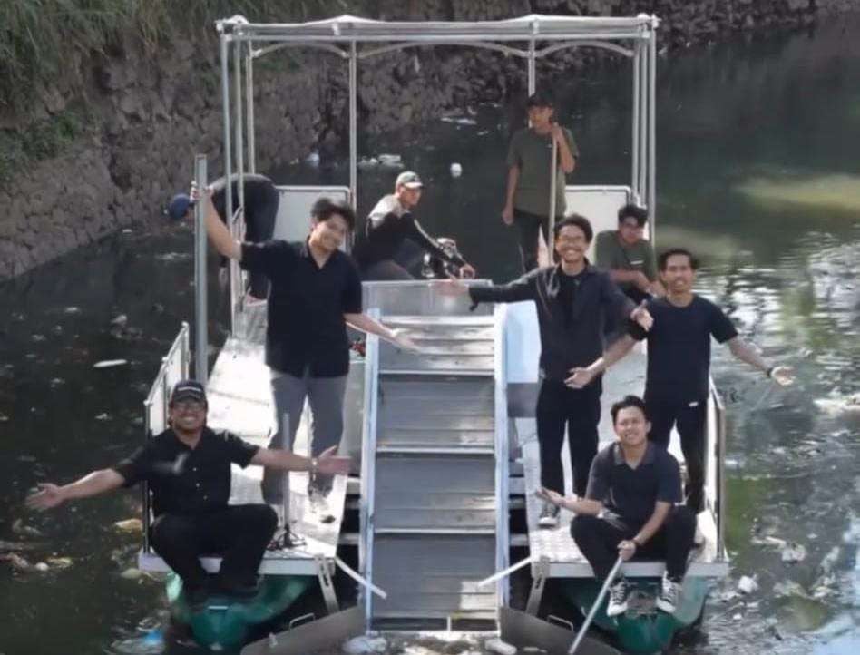 Foto perahu canggih milik Pandwara Group oleh RRI